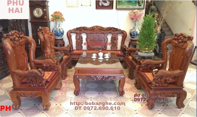 Bộ bàn ghế gỗ hương kiểu Công Phượng Vai 12 PC17